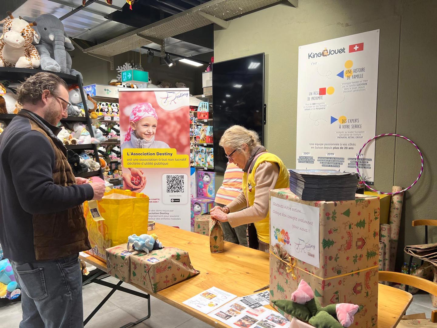 Association Destiny - Emballage cadeaux solidaire chez King Jouet Destiny emballage cadeaux solidaire association 1